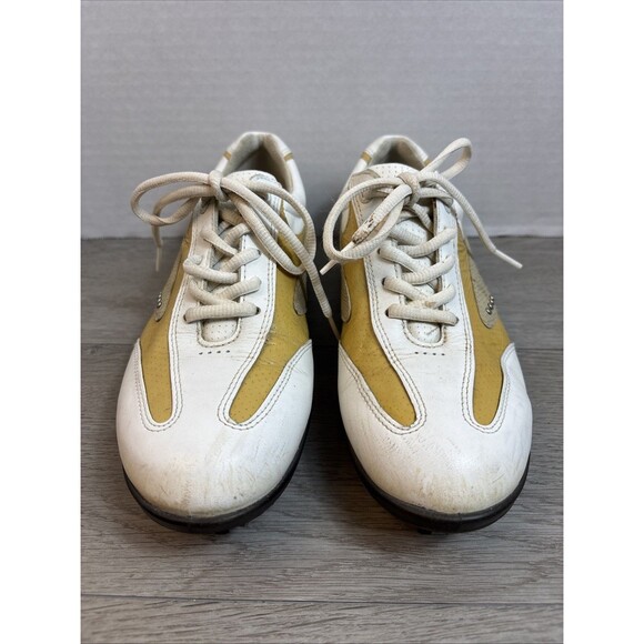 Ecco Woman’s Golf Shoes Size 7.5 (38) White W/ Gold Sides Rubber Spikes Leather - Picture 1 of 12